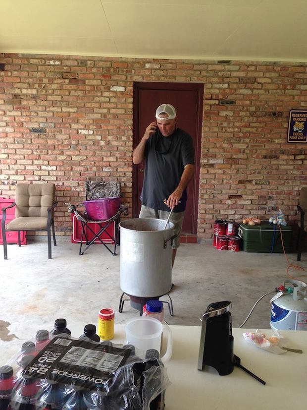 Mickey, making chili for the hungry in Denham Springs (Photo by Julie Hatcher Ralph)
