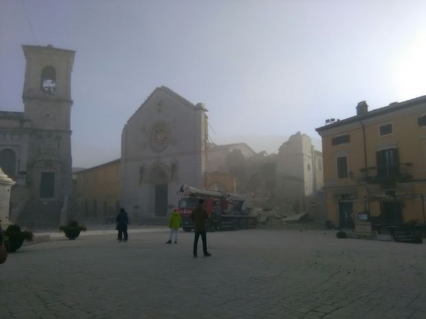Sunday morning view from the piazza, Norcia (Photo via Marco Sermarini)