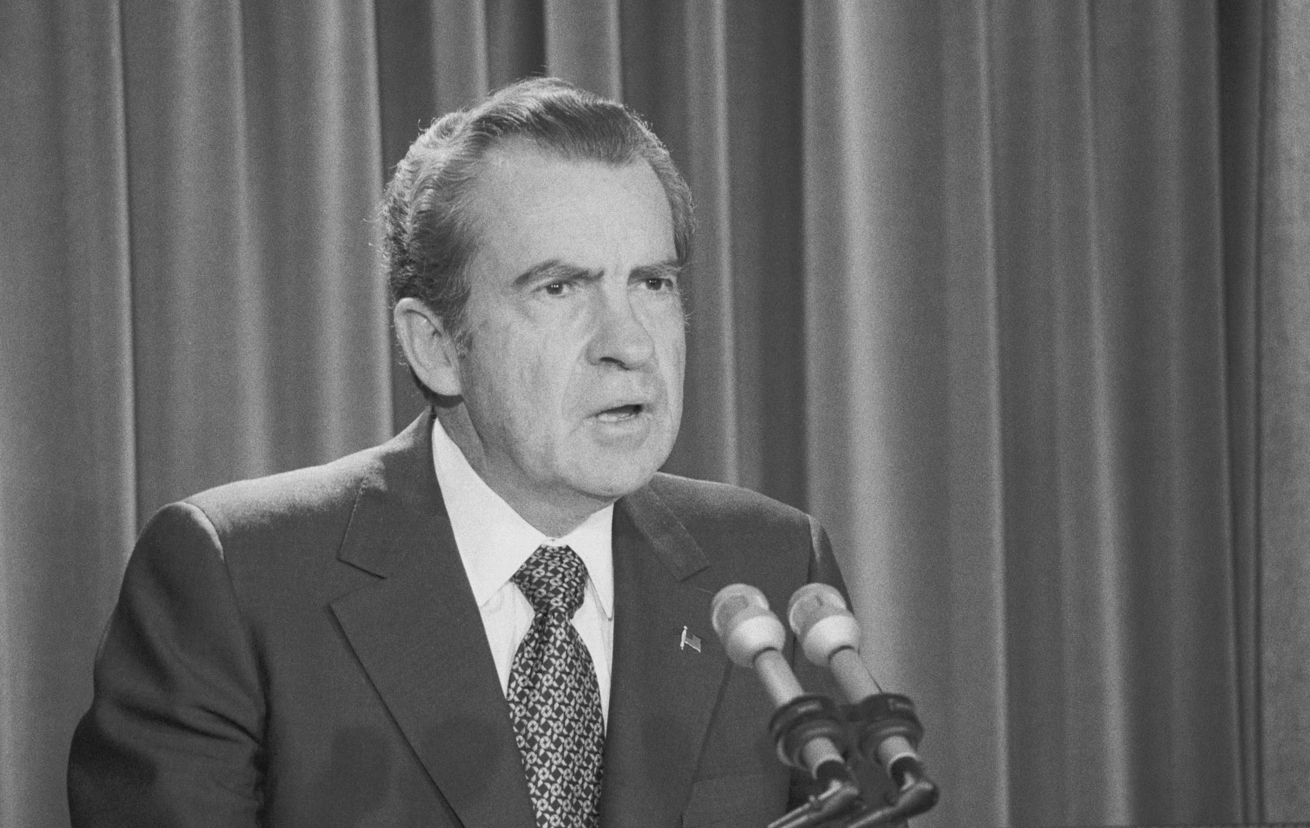 Expanding Détente Into International Economics » Richard Nixon